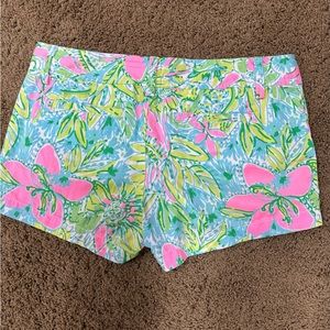 Lilly Pulitzer size 6 shorts pink